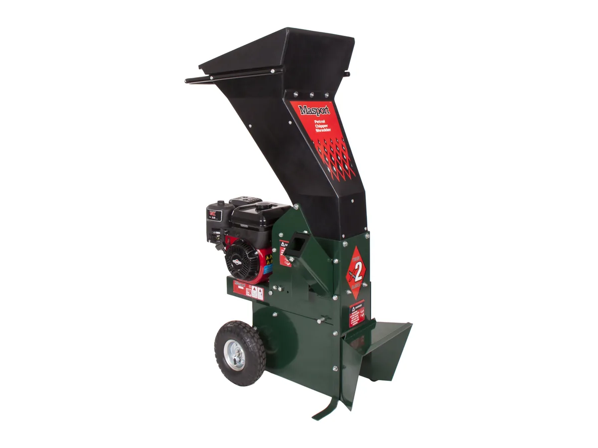 Petrol chipper shredder